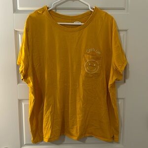 Old Navy “Chin Up” tee!